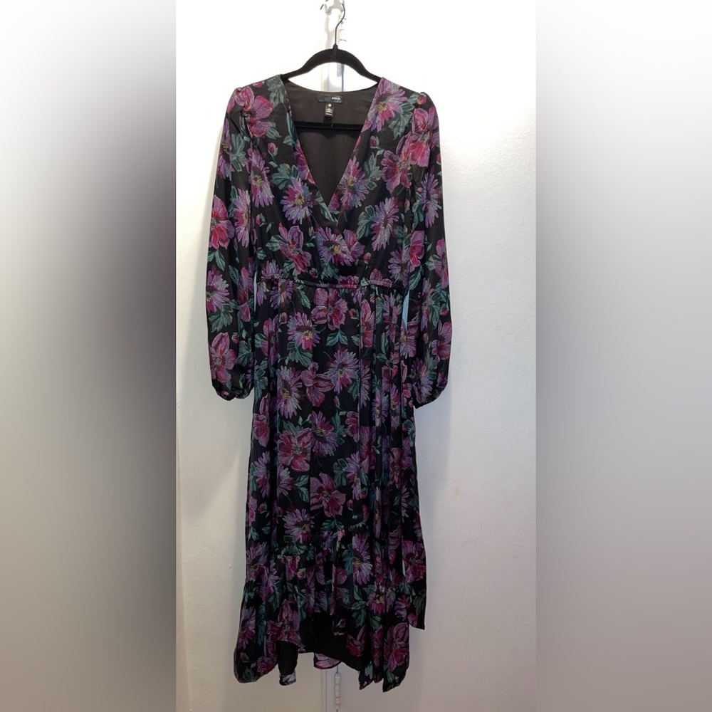 AQUA Long Sleeved V-Neck Fit & Flare Floral Wrap Maxi Dress Size Medium $118 - Picture 14 of 15